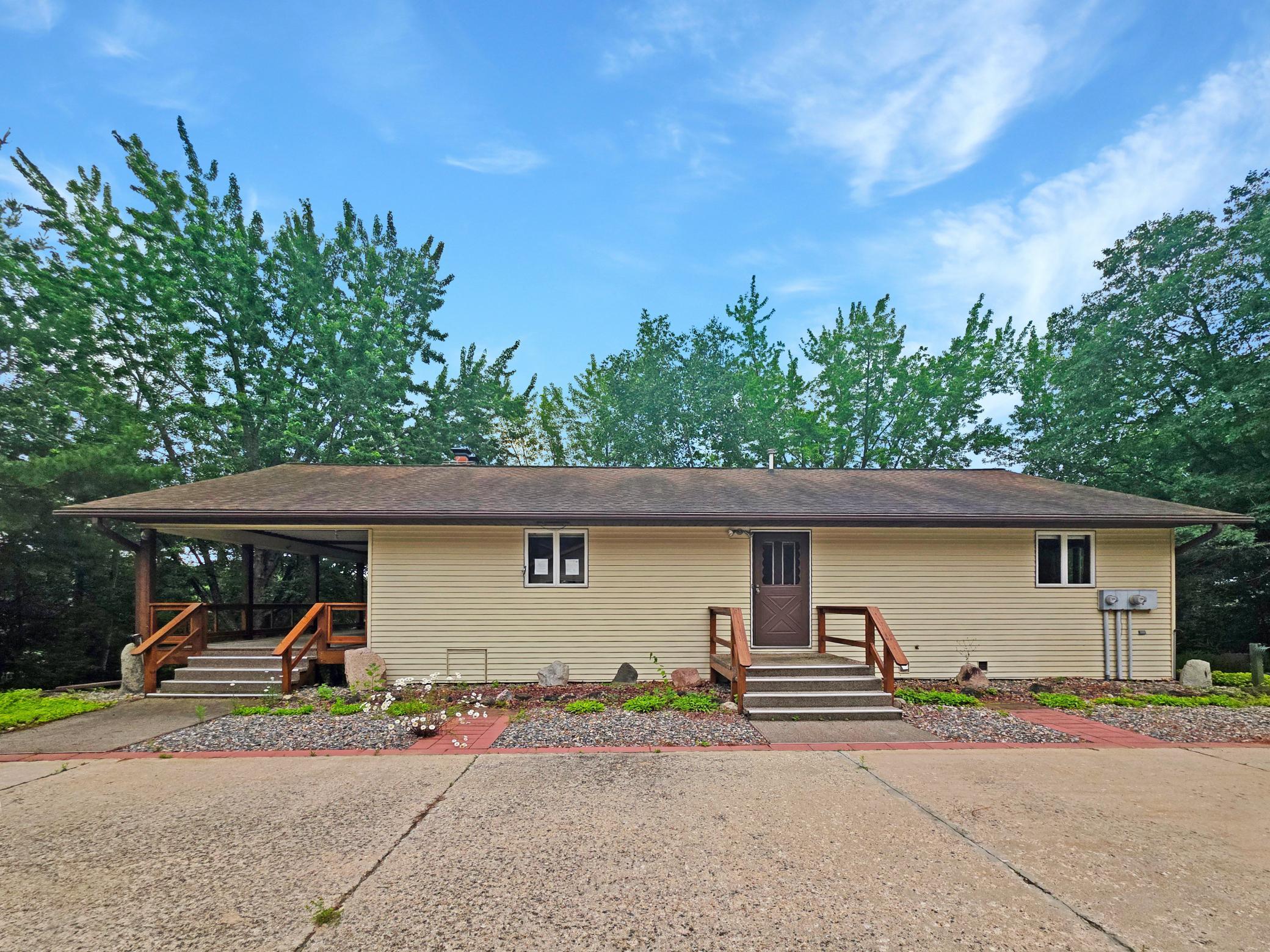Lakehome 6759851