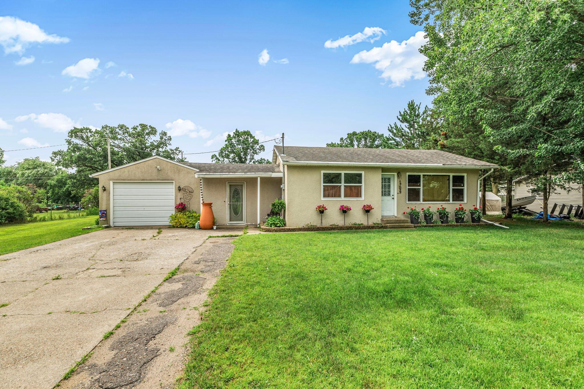 Residential 6759986
