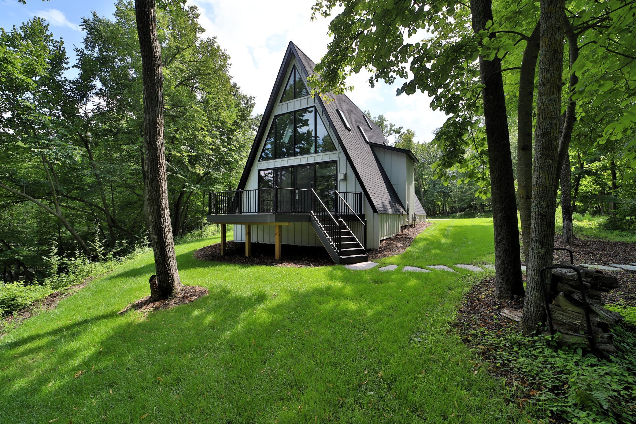 Lakehome 6760308