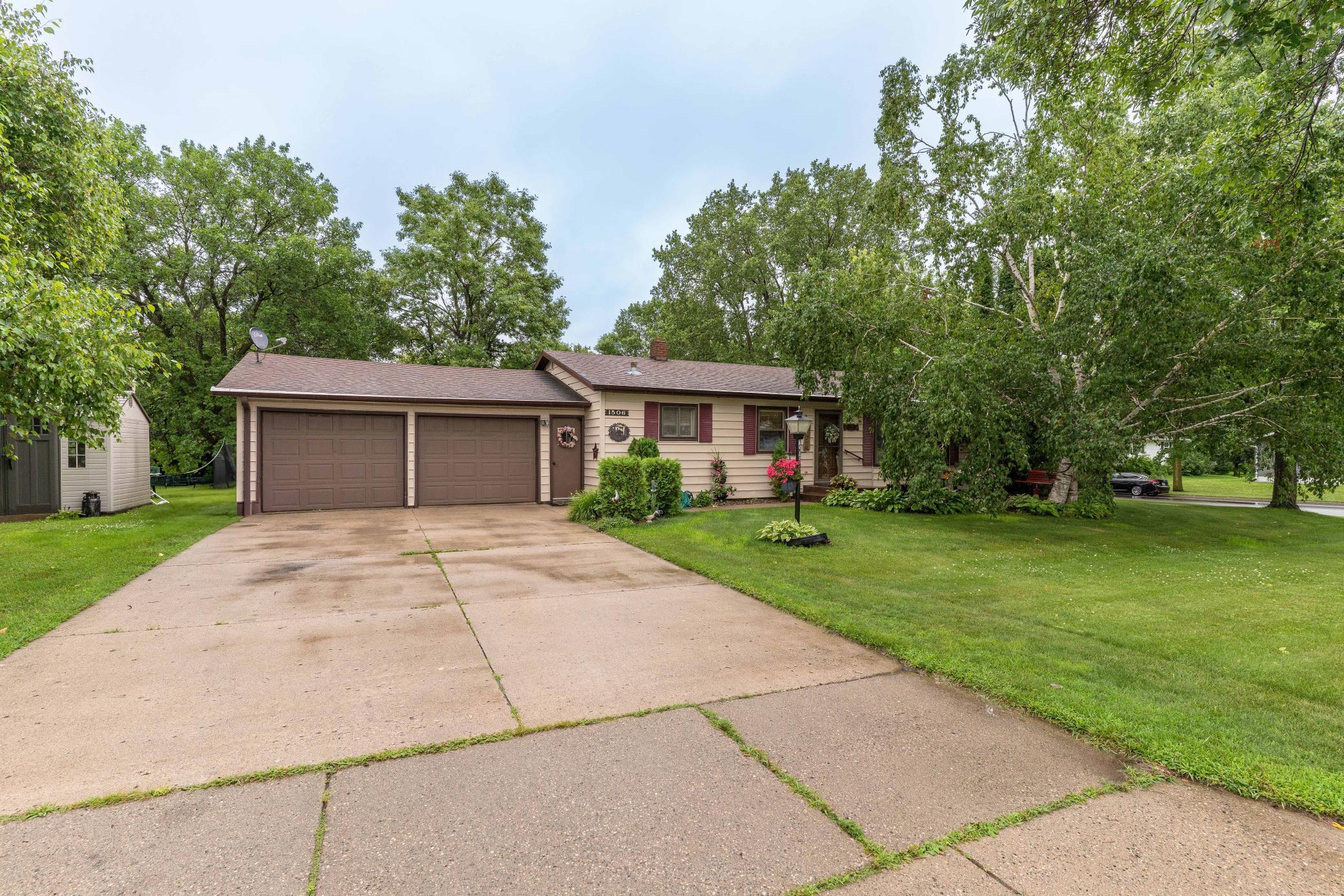 Residential 6760446