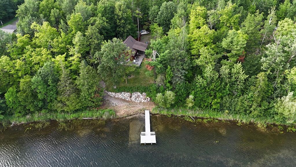 Lakehome 6760556