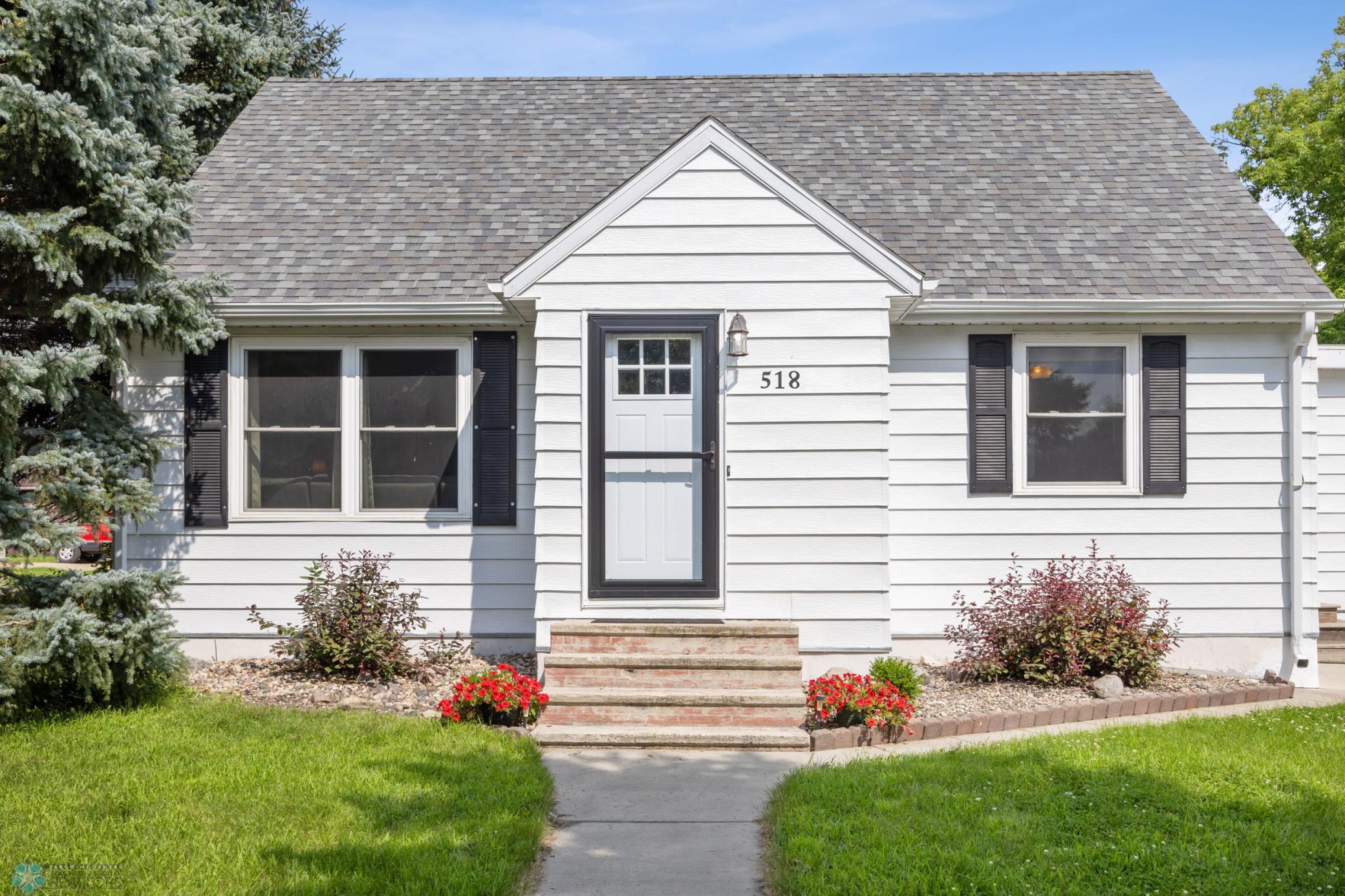 Residential 6760872