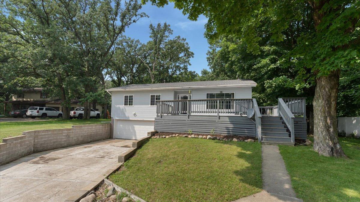 Residential 6761459