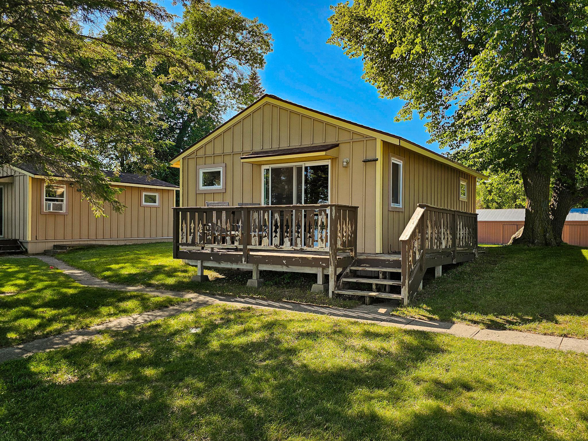 Lakehome 6762872