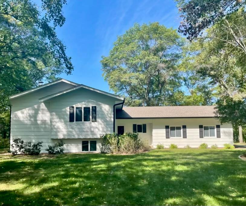 Lakehome 6765977