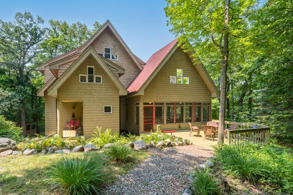 Lakehome 6767223