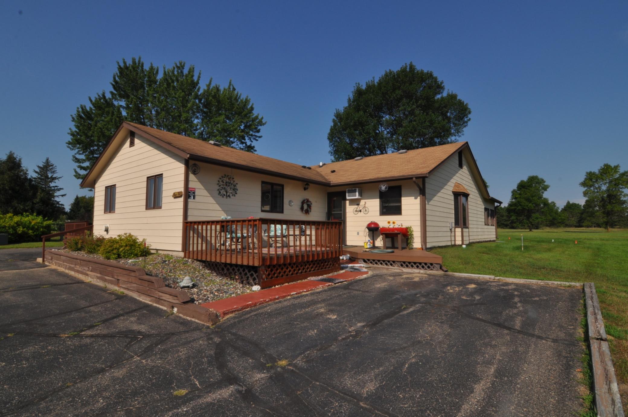 Residential 6770709