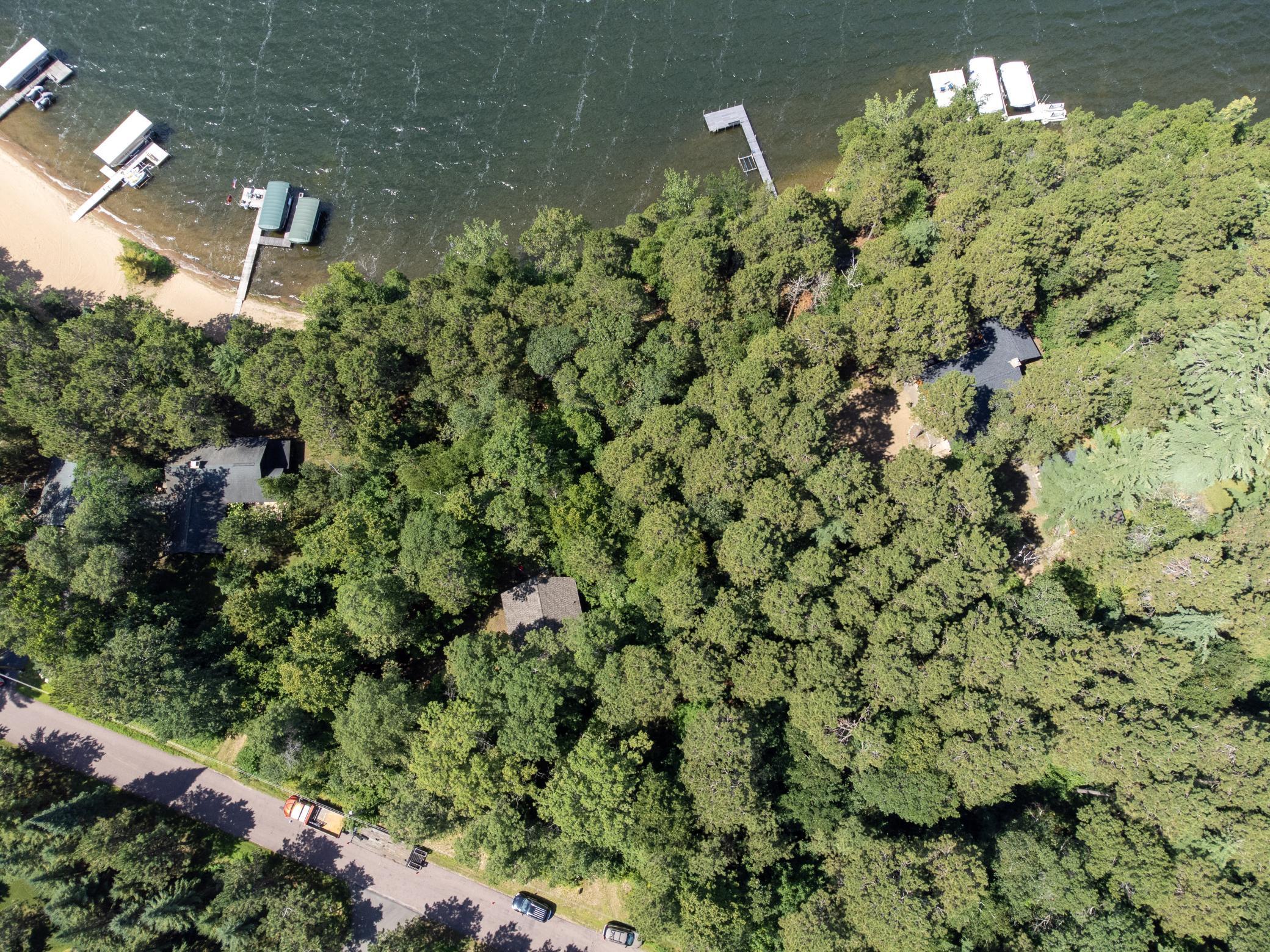 Lakehome 6771170