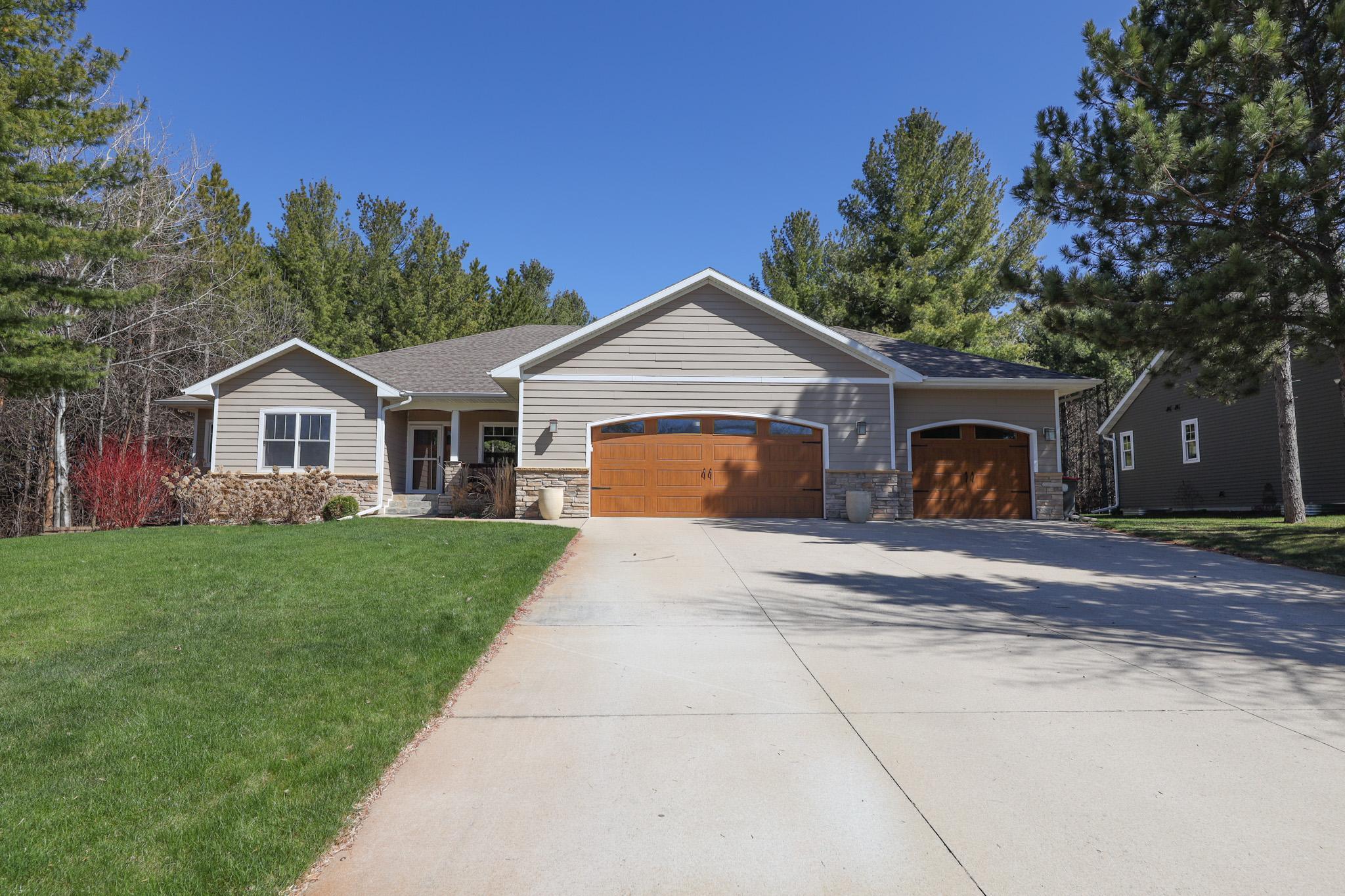 Residential 6772091