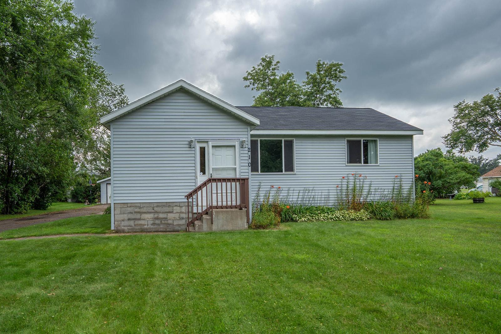 Residential 6772187