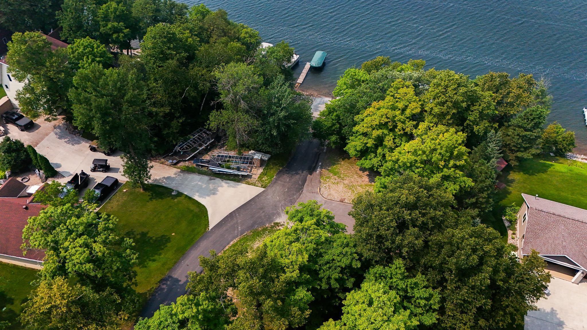 Lakehome 6772788