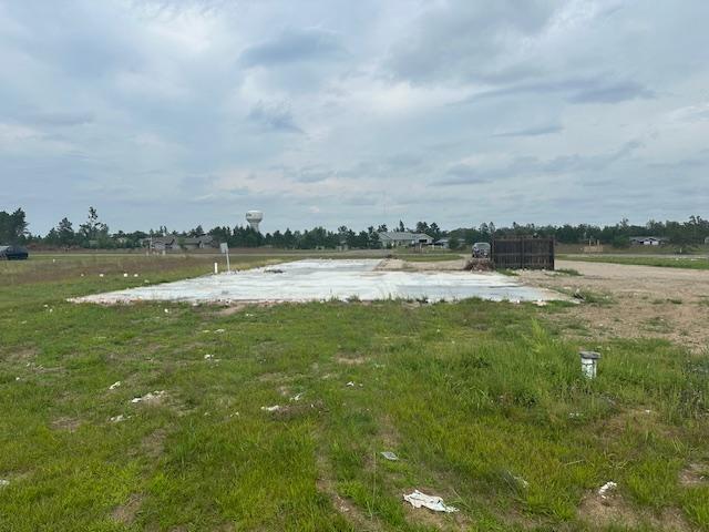 Land 6773475