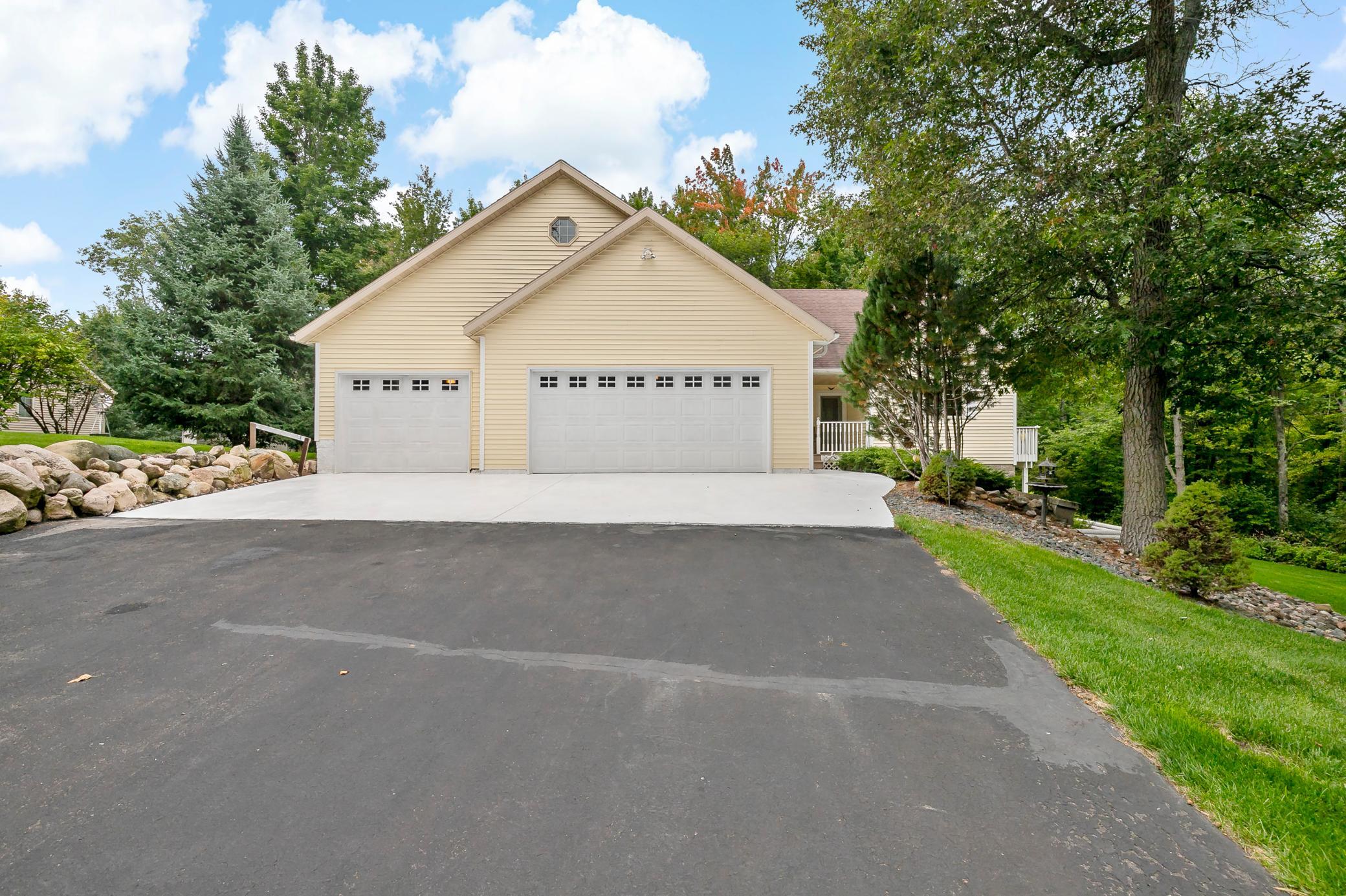 Residential 6773879