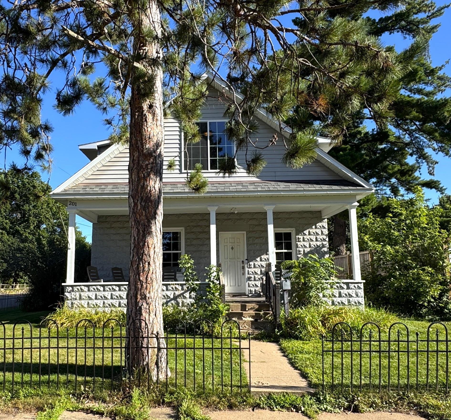 Residential 6776291