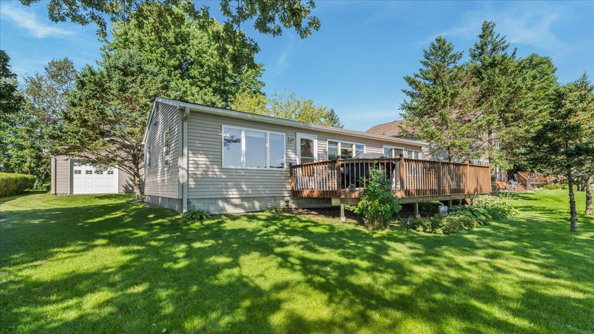 Lakehome 6778401