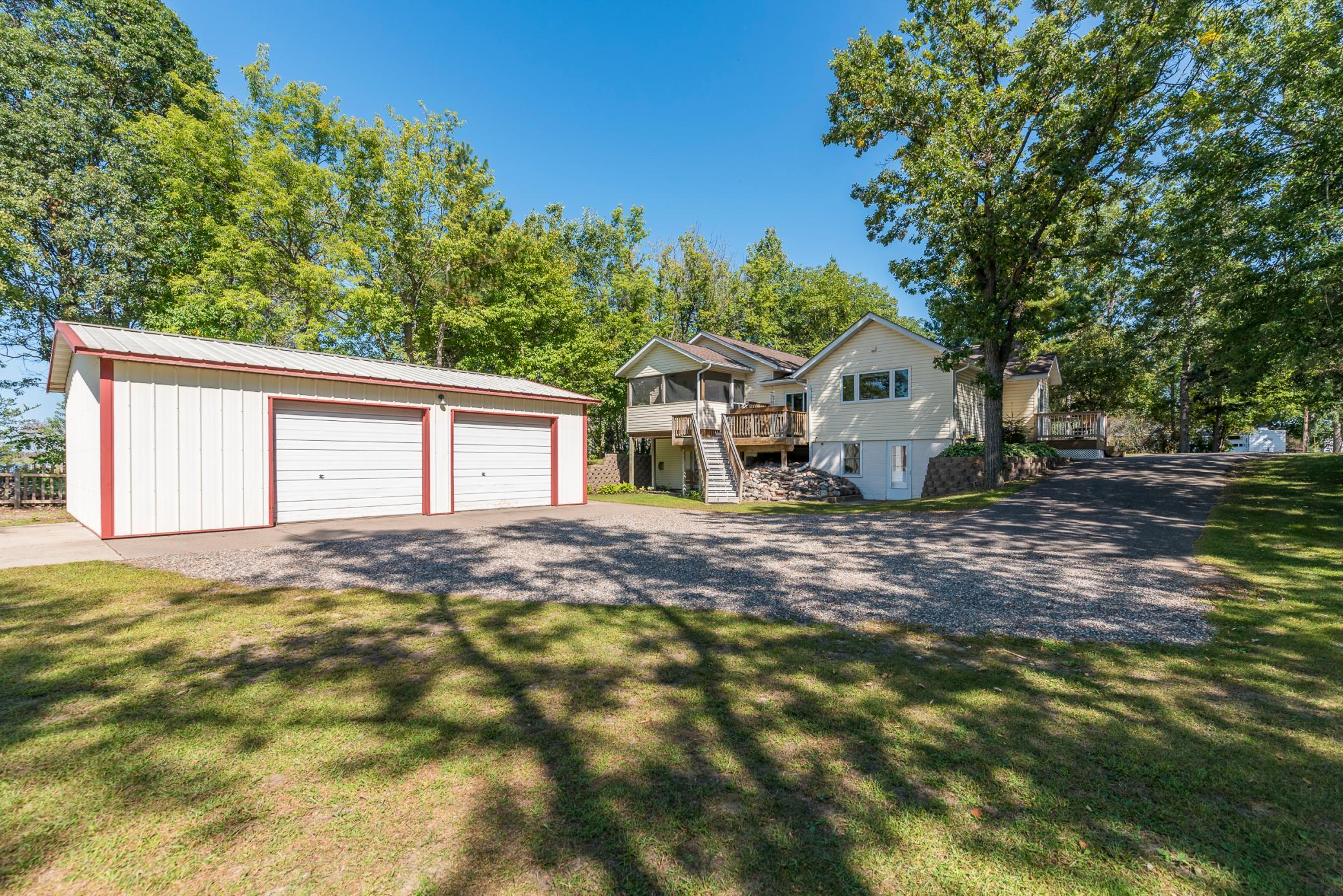 Lakehome 6782435