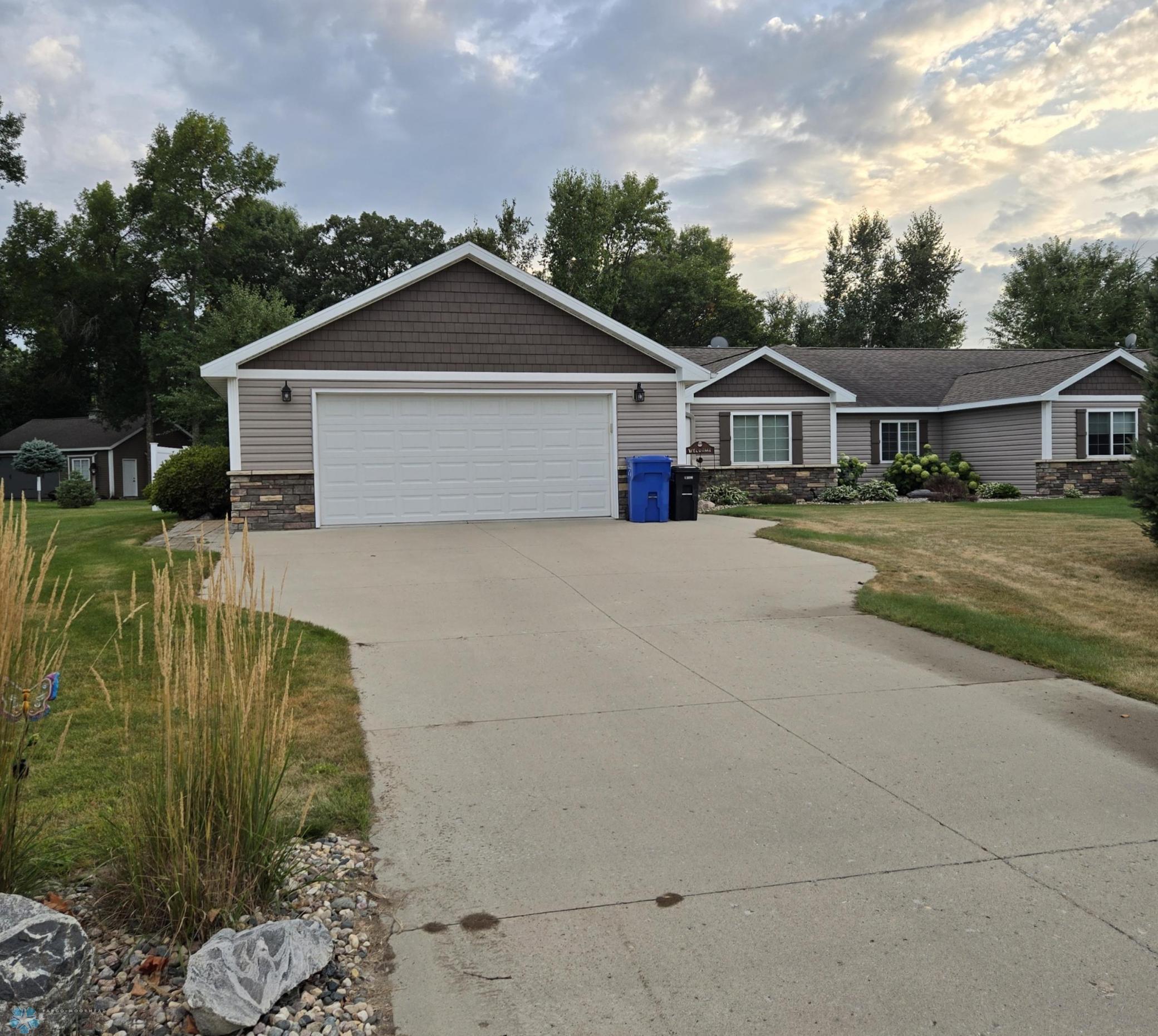 Residential 6782911