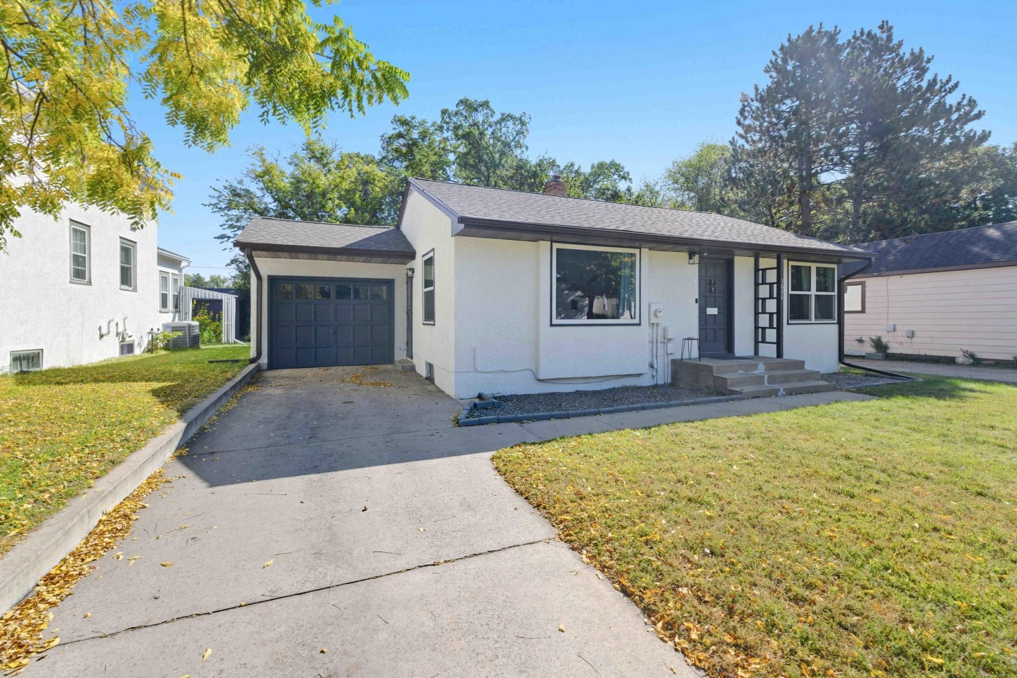 Residential 6789505