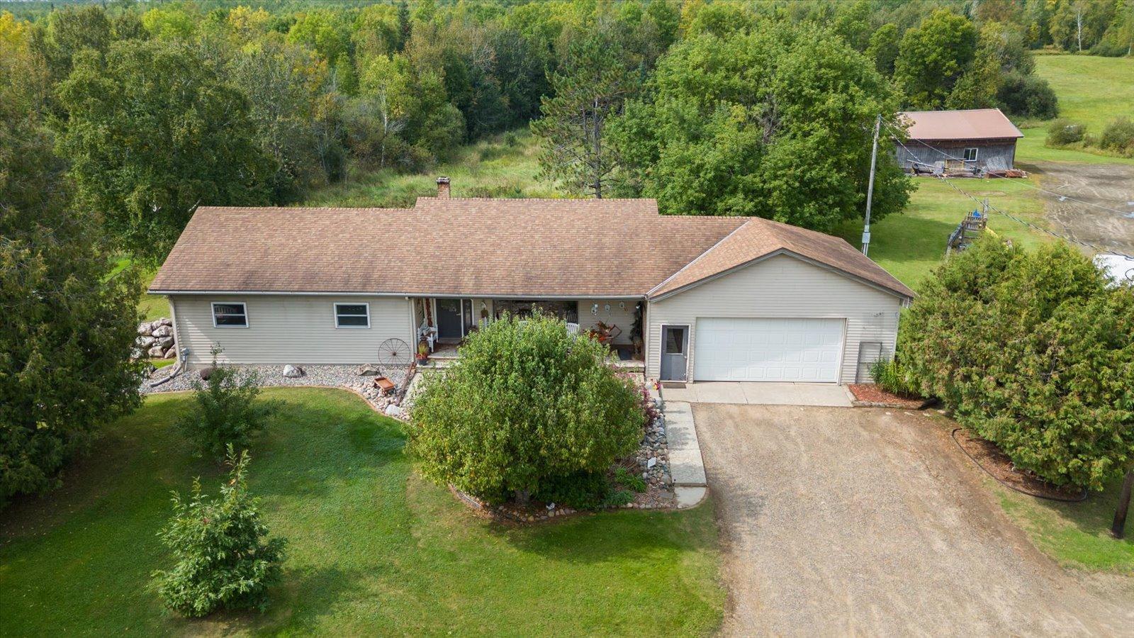 Residential 6789695