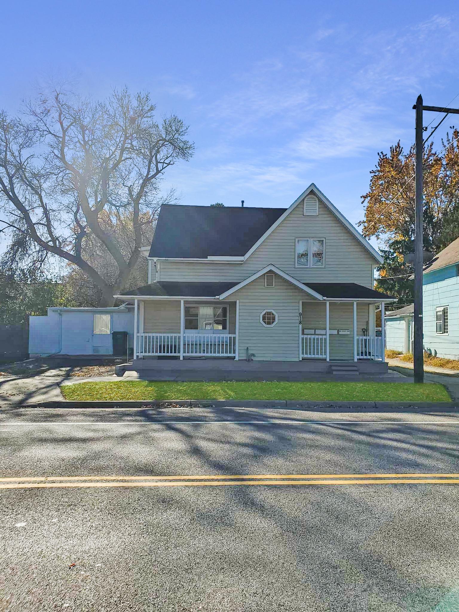 Residential 6790770