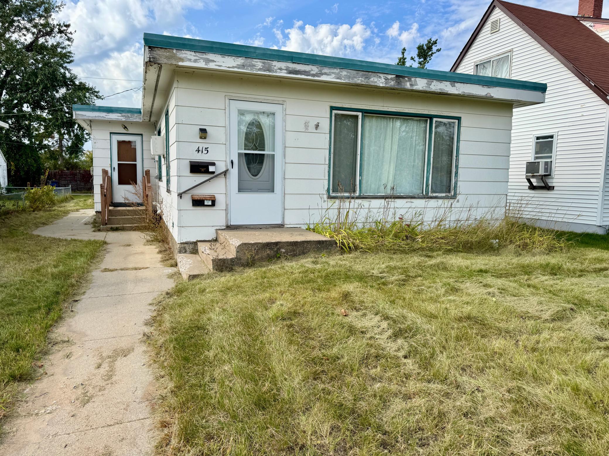Residential 6796435