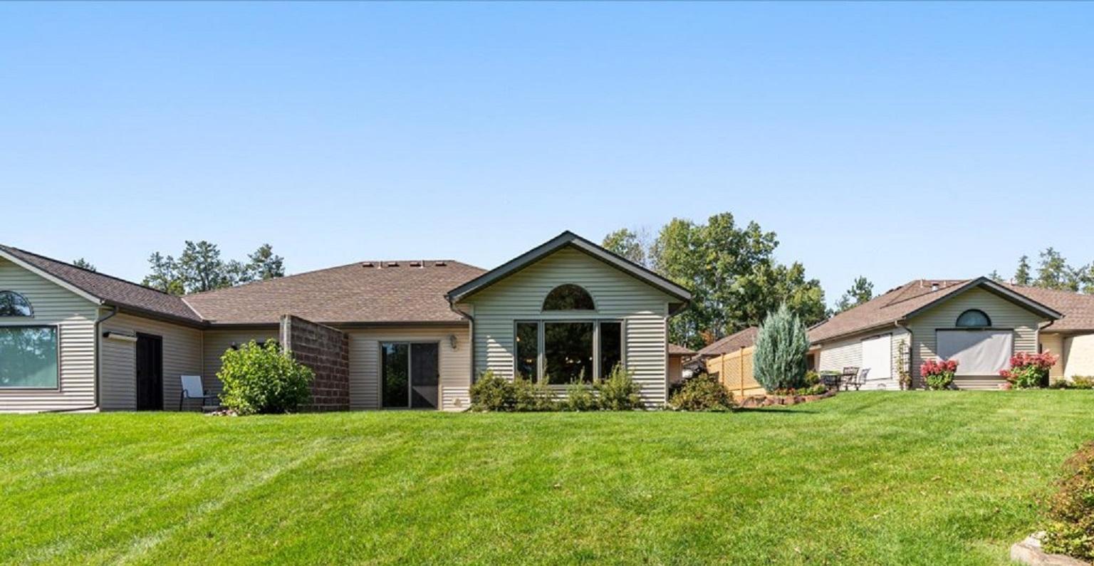 Lakehome 6798422