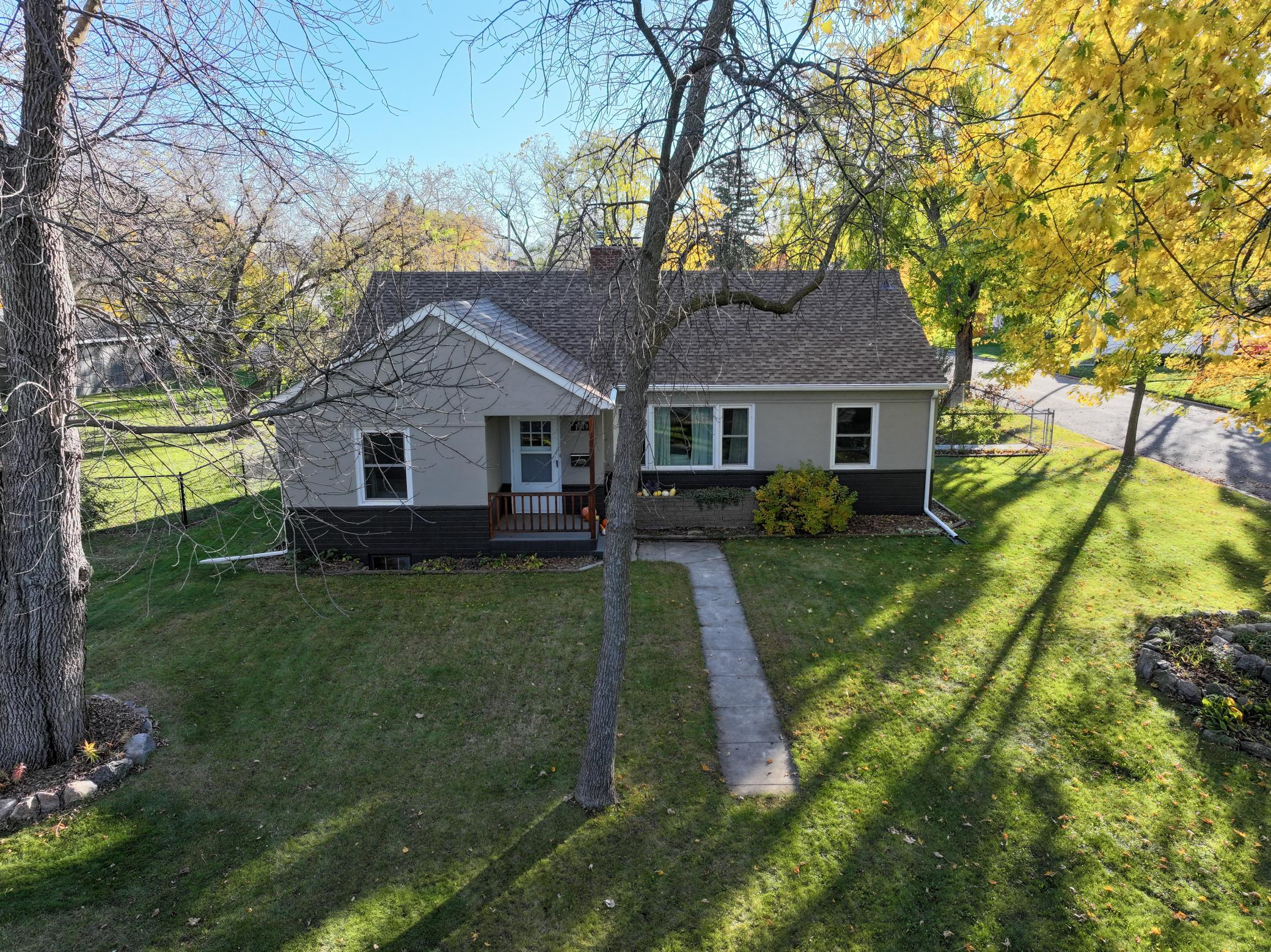 Residential 6799601