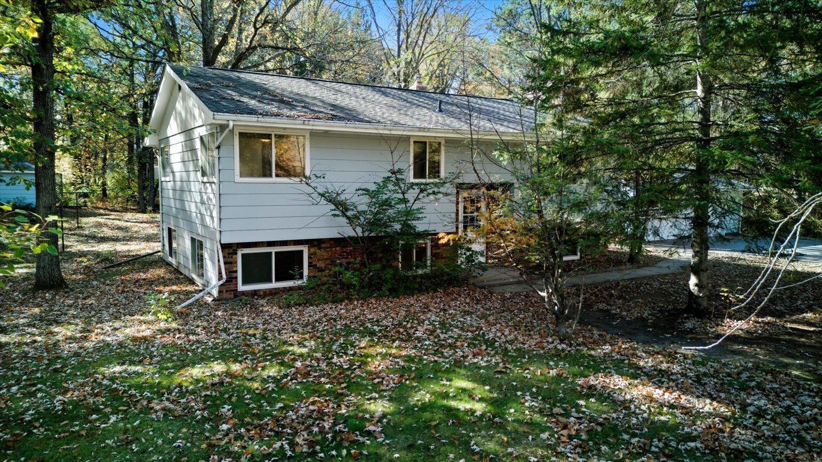 Lakehome 6802735