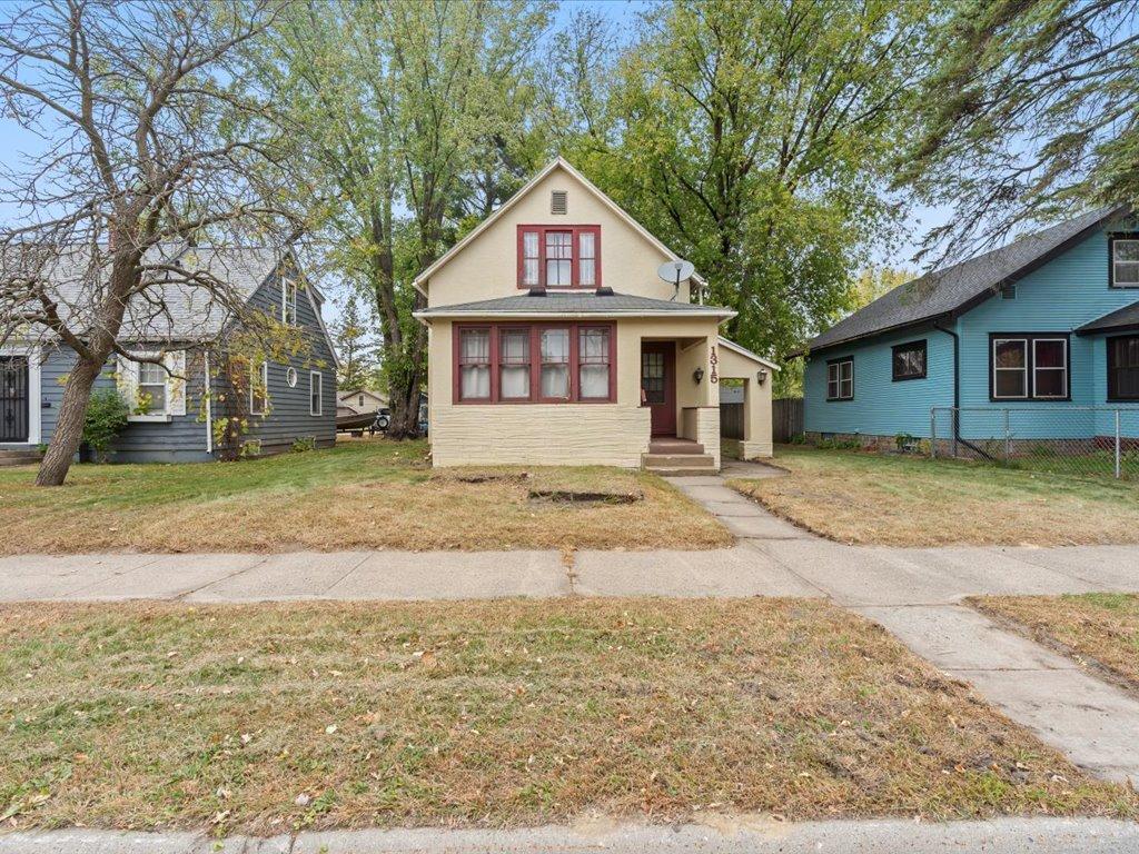 Residential 6803103