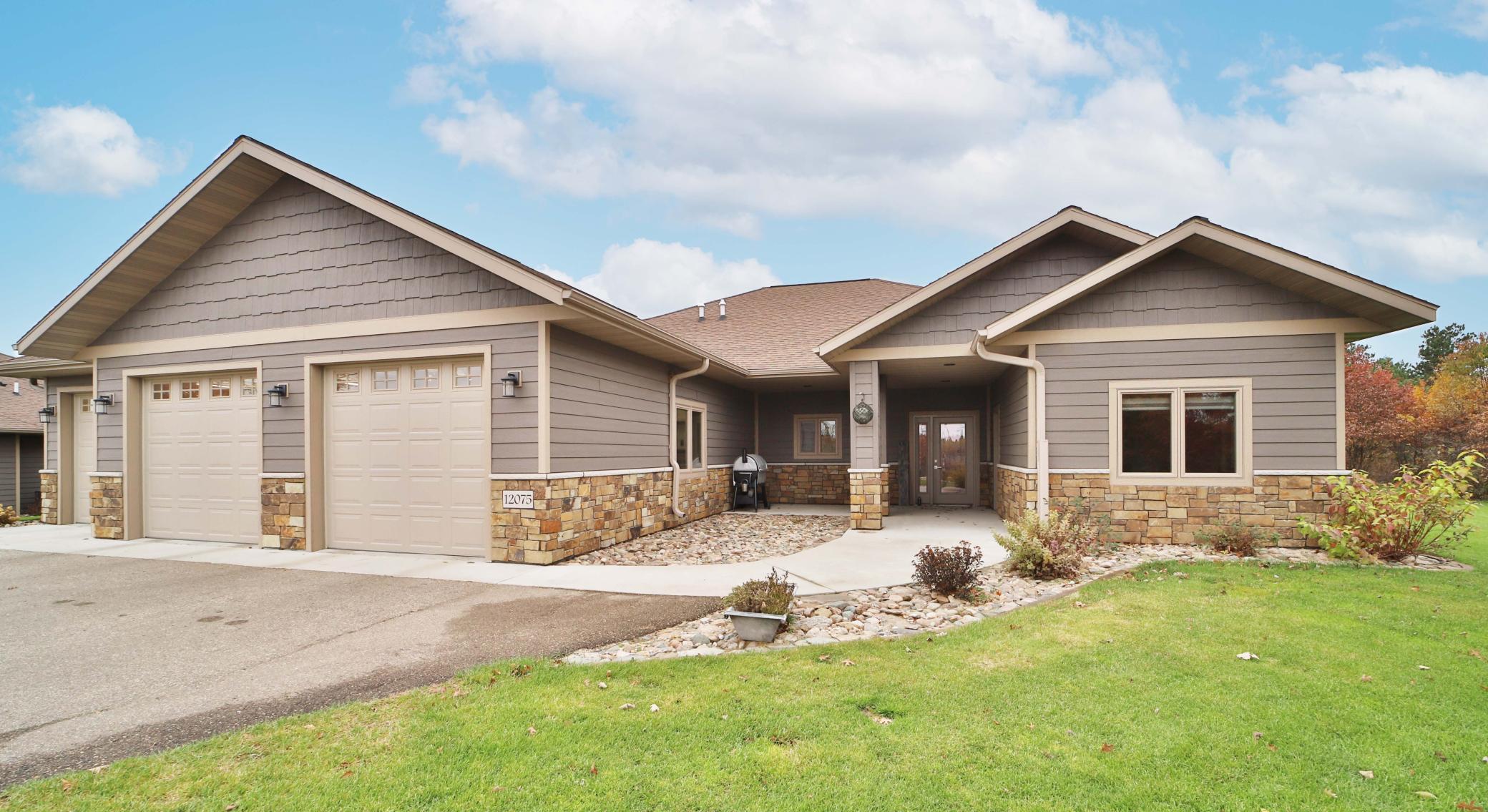 Residential 6804438