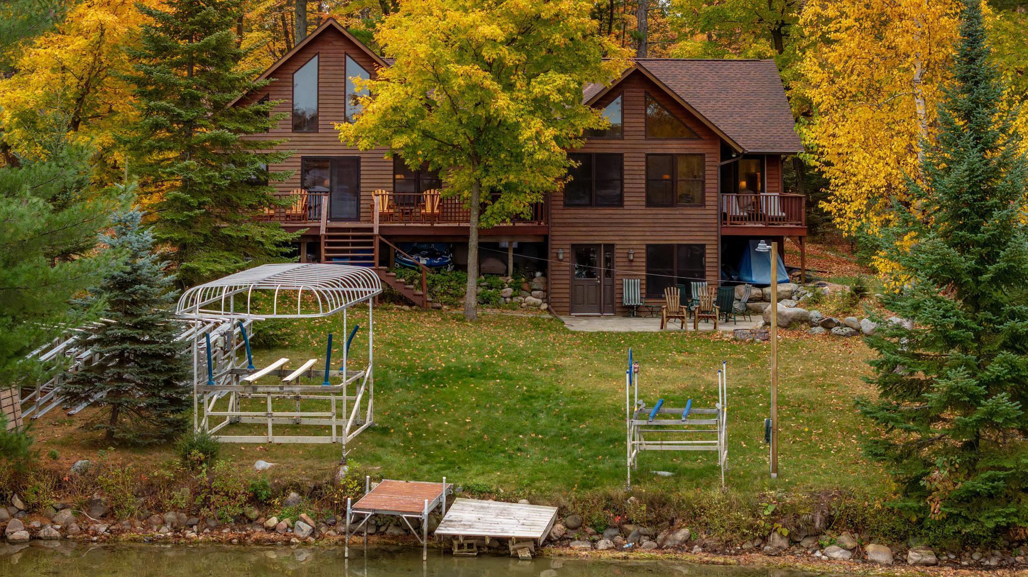 Lakehome 6804440