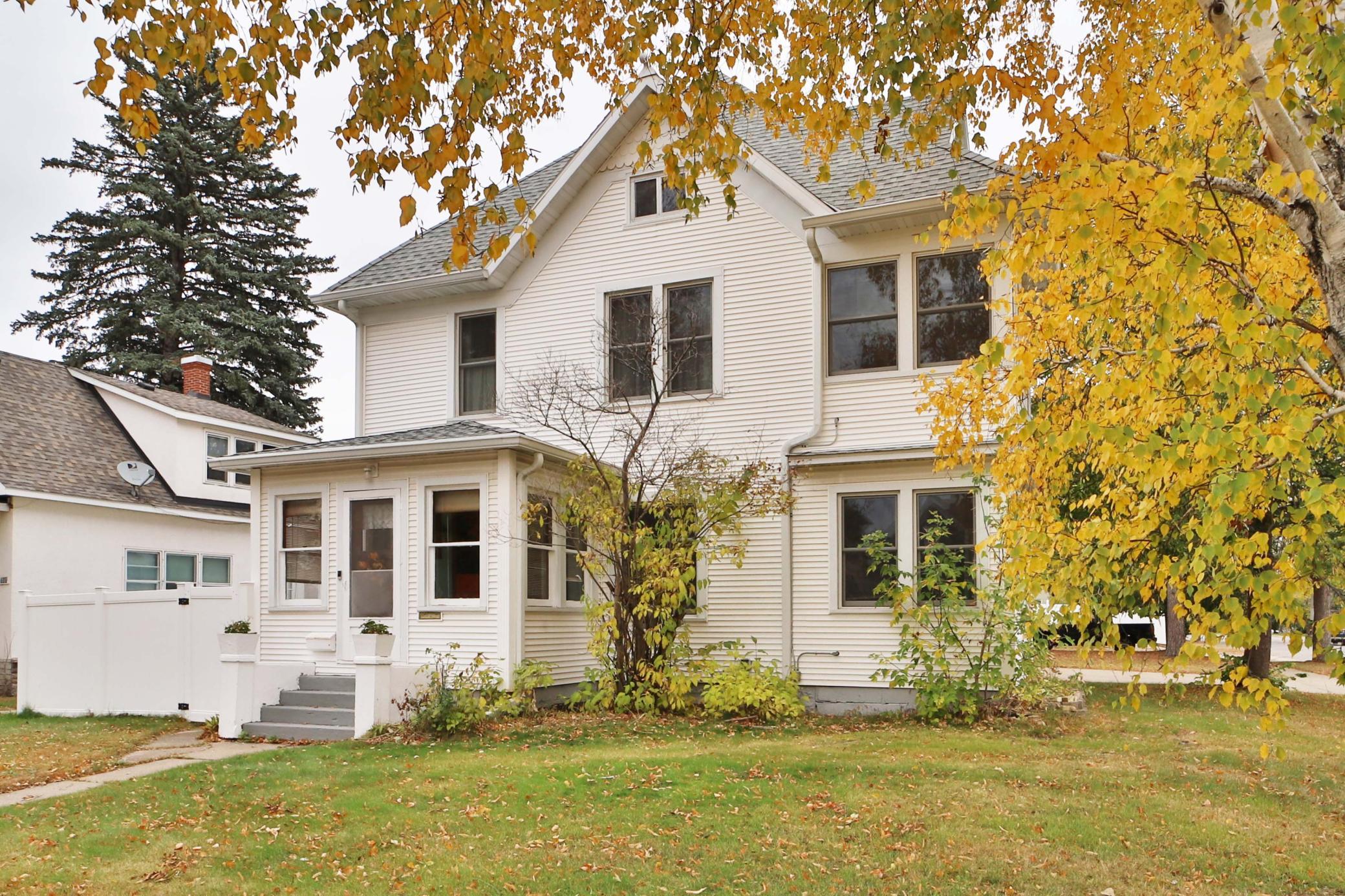 Residential 6804835