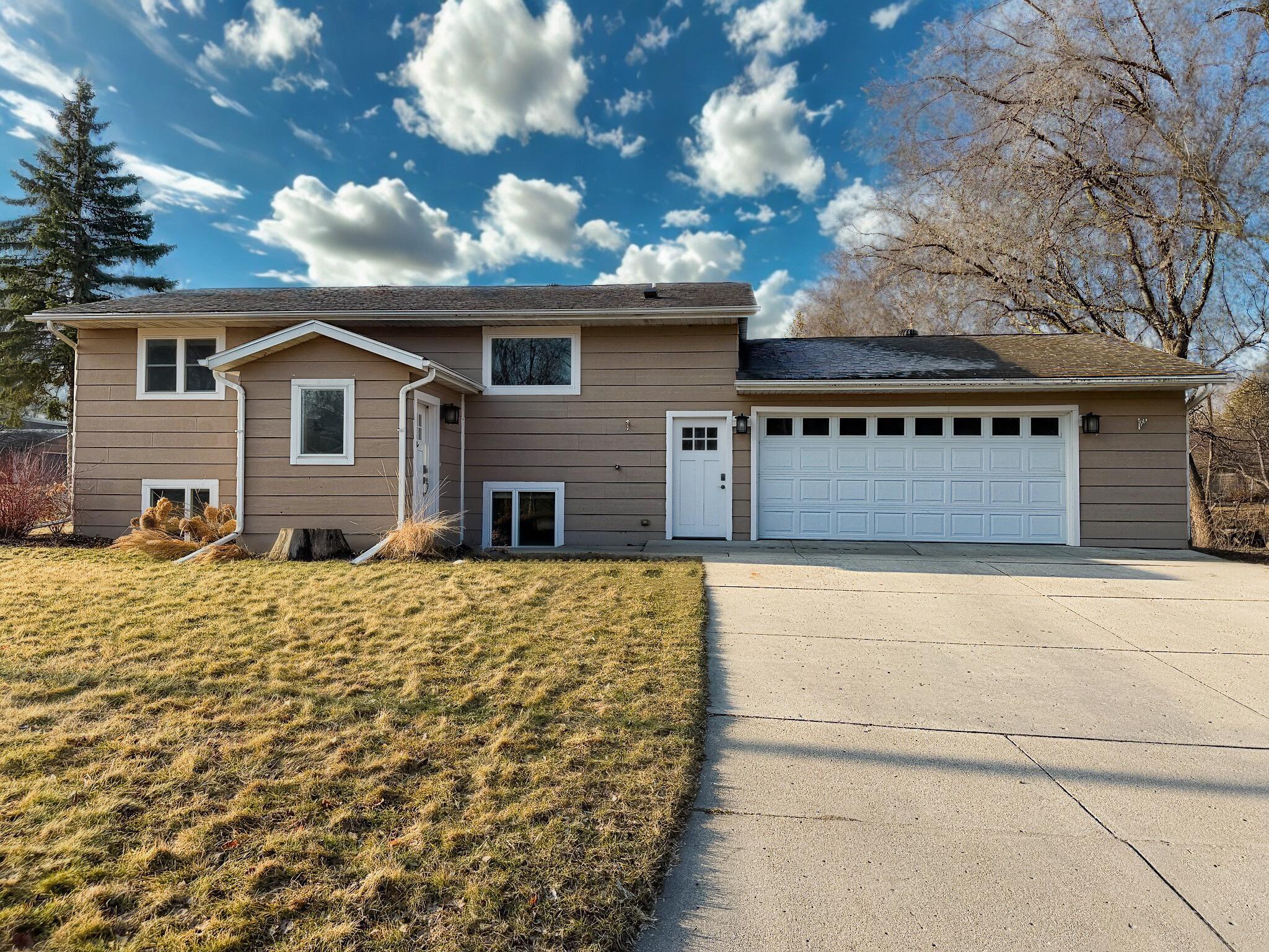 Residential 6805281