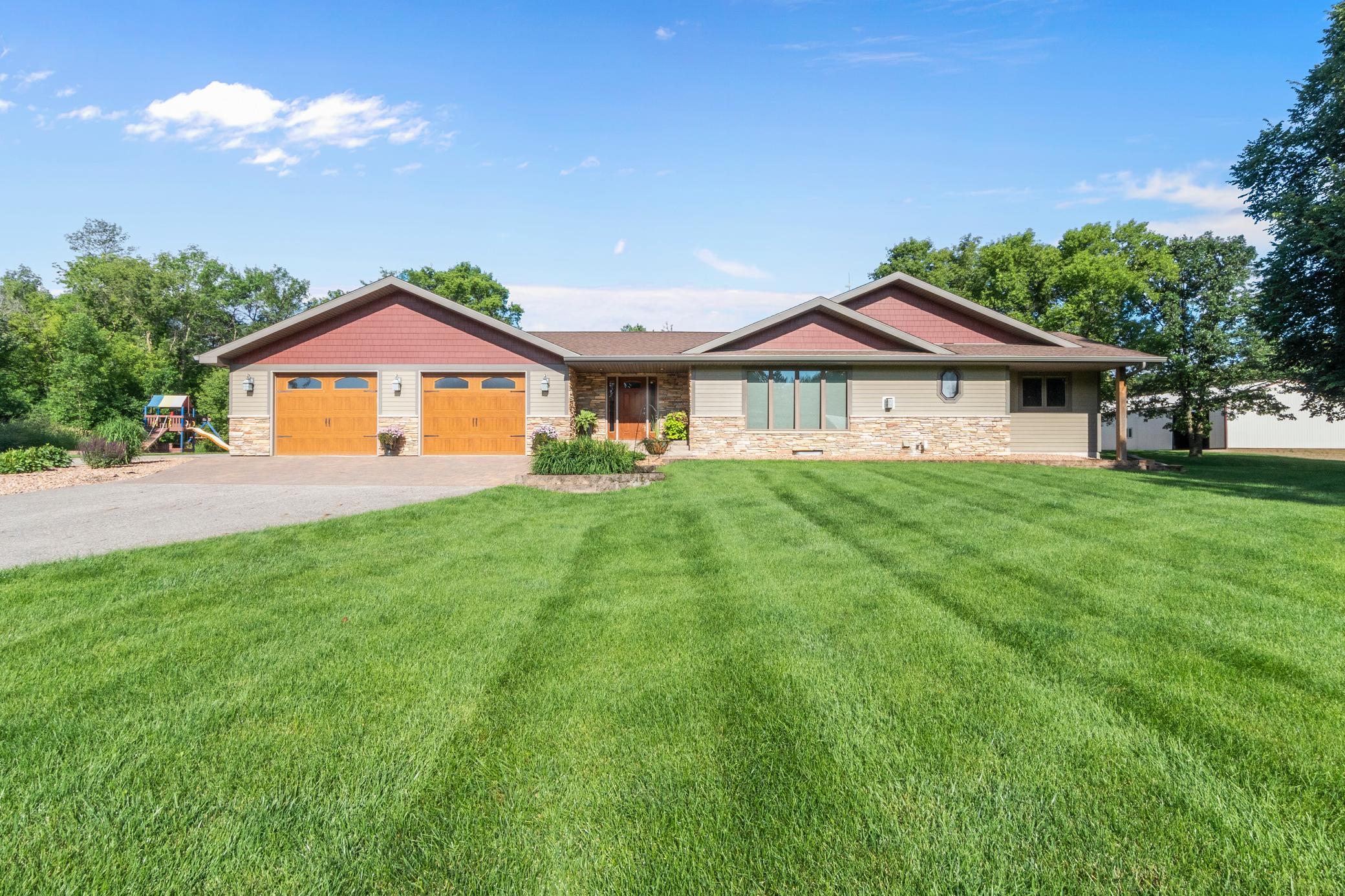 Residential 6805647
