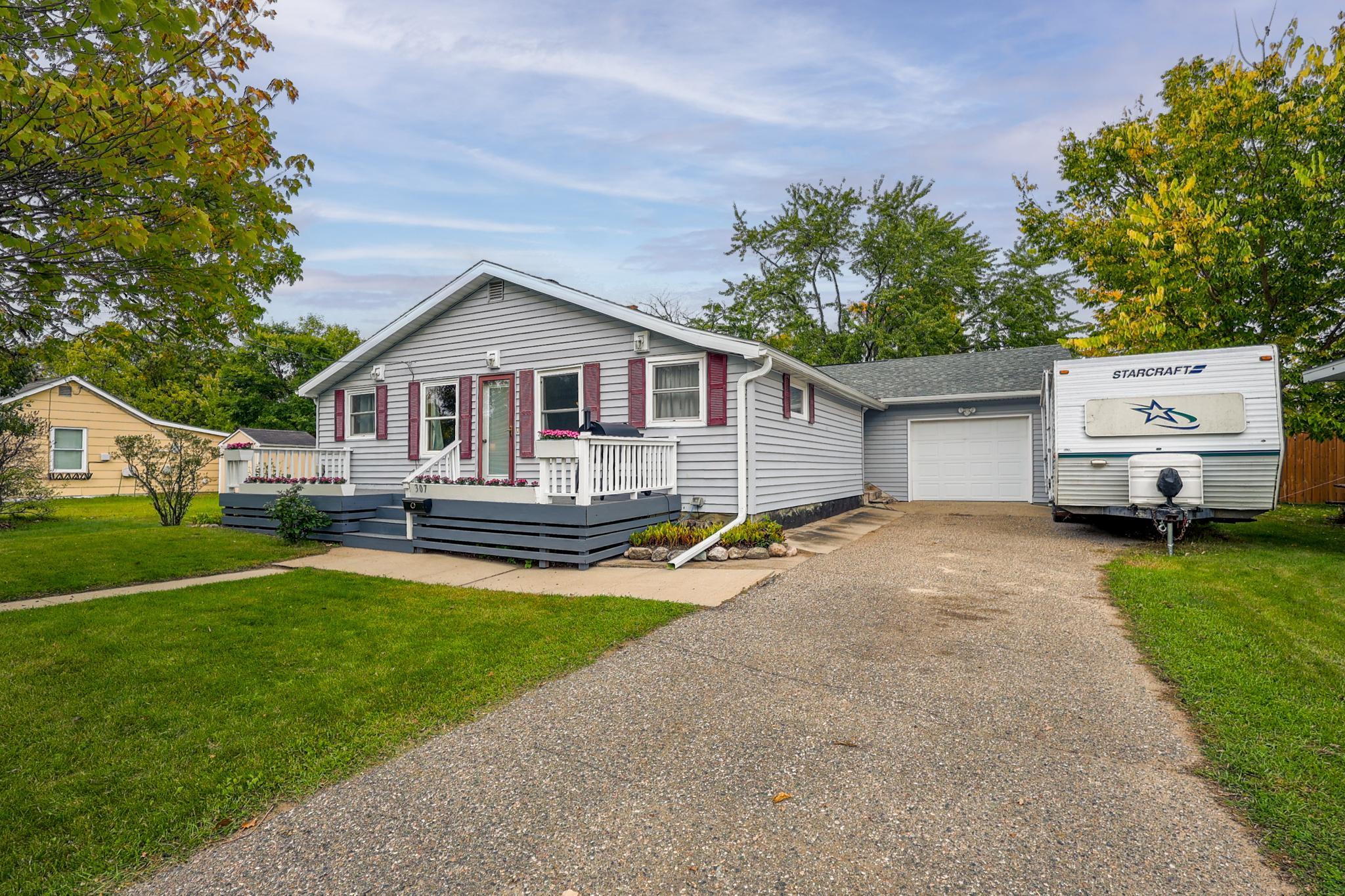 Residential 6805954
