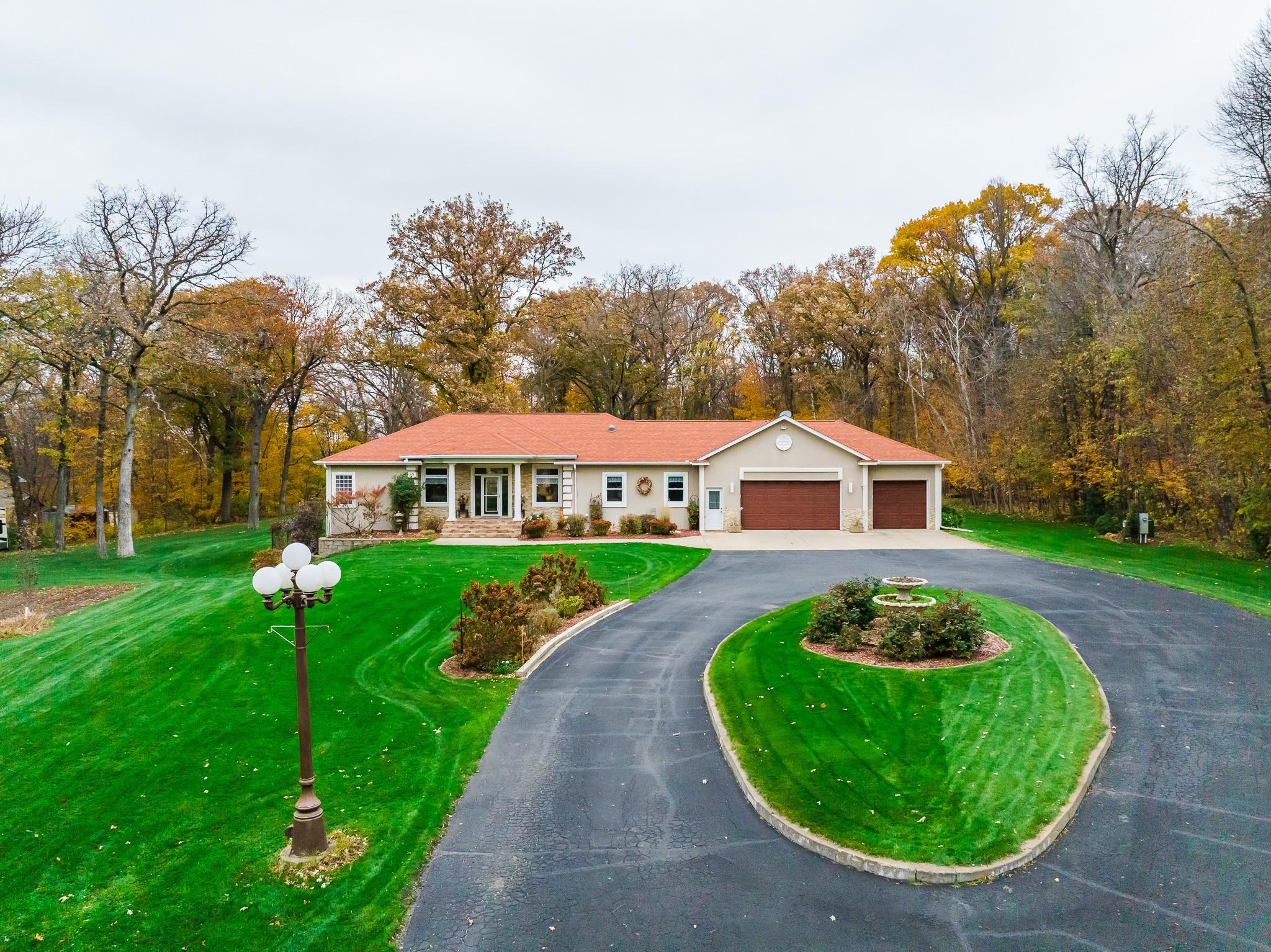 Residential 6807609