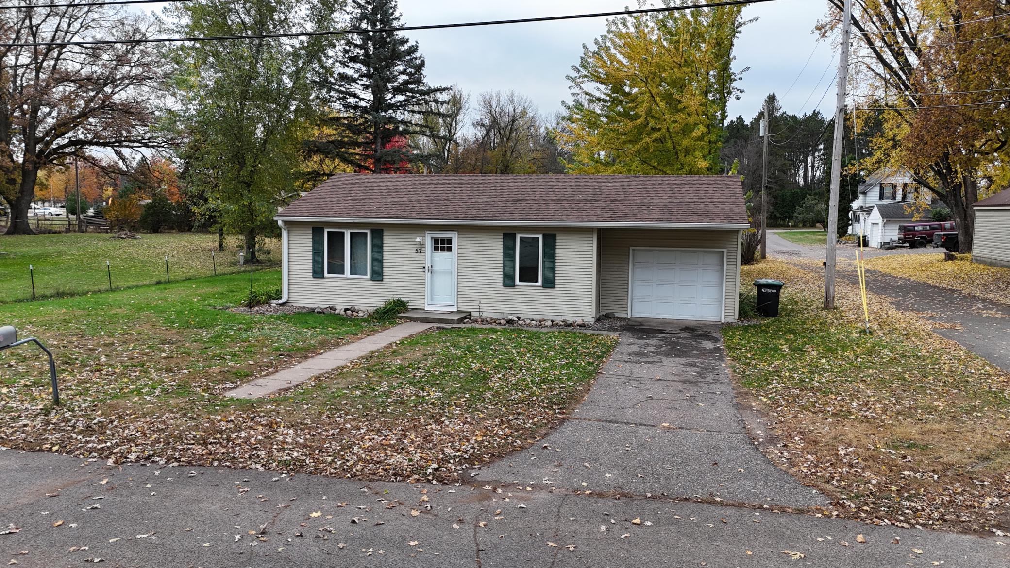 Residential 6807843