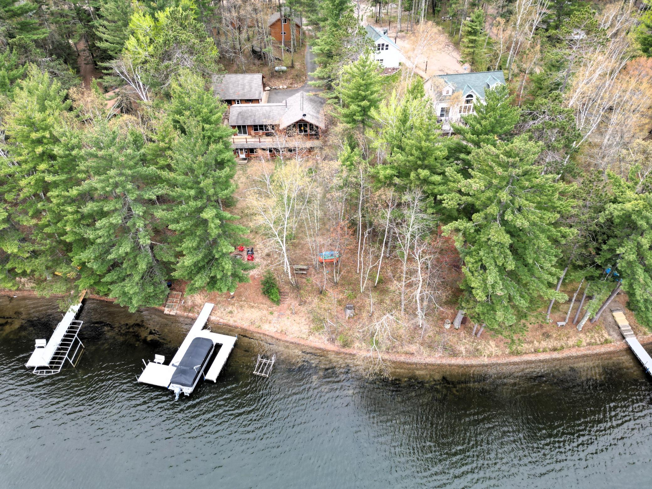 Lakehome 7042077