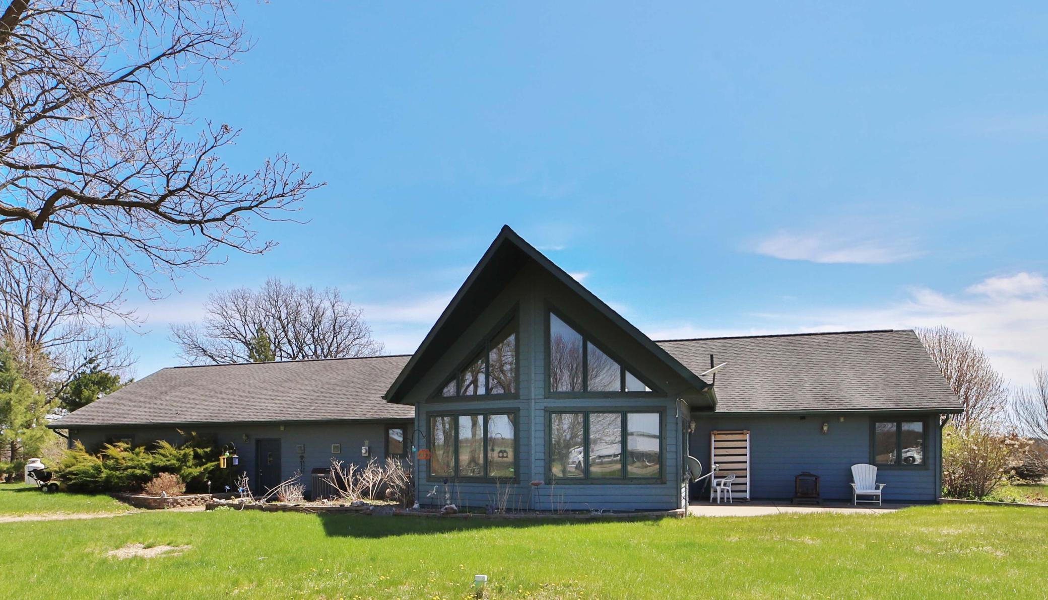 Residential 7044366