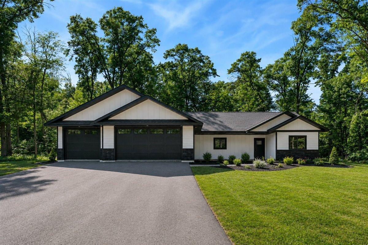 Residential 7055490