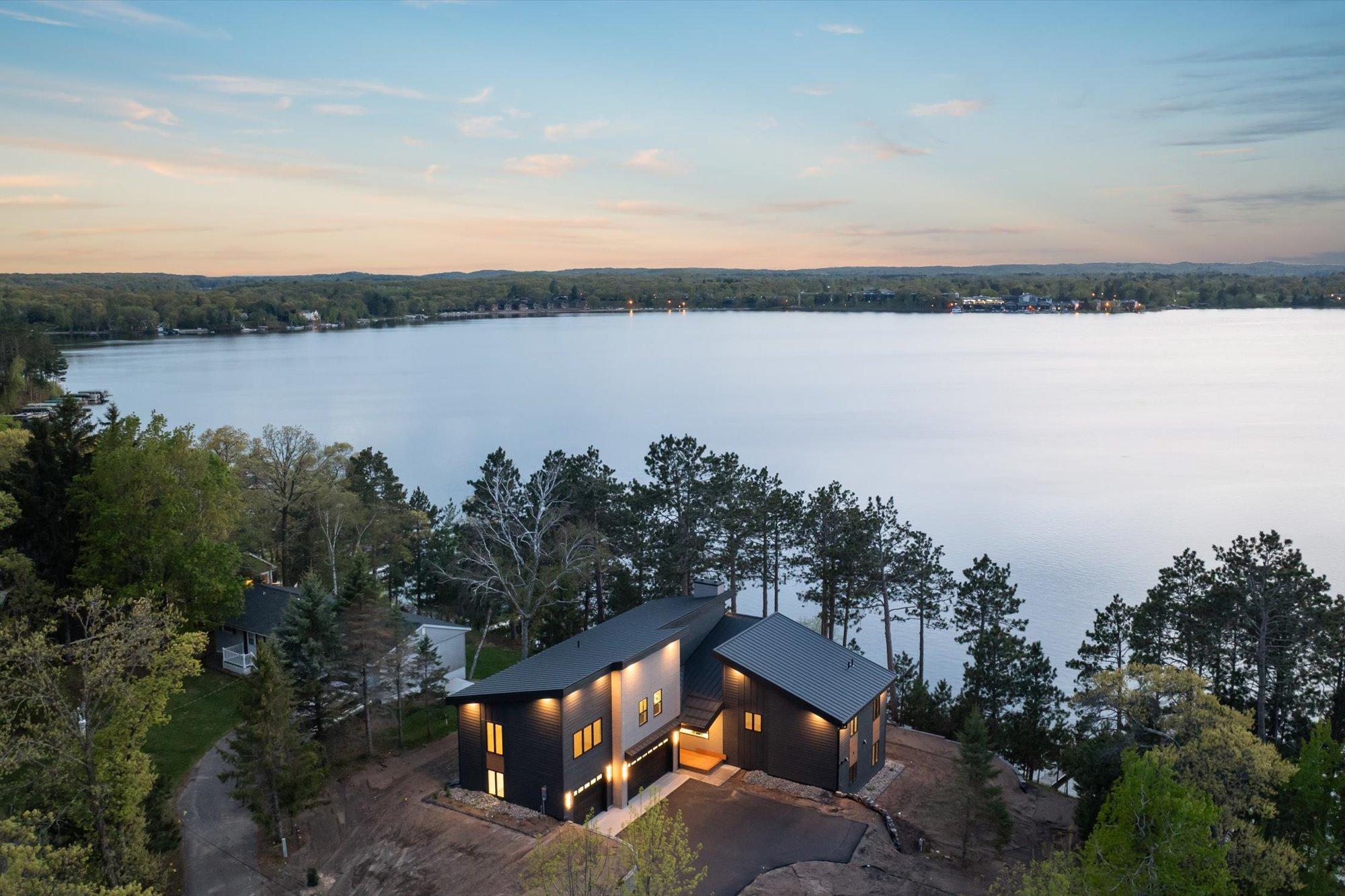 Lakehome 7061765