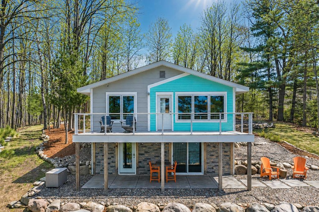 Lakehome 7064528