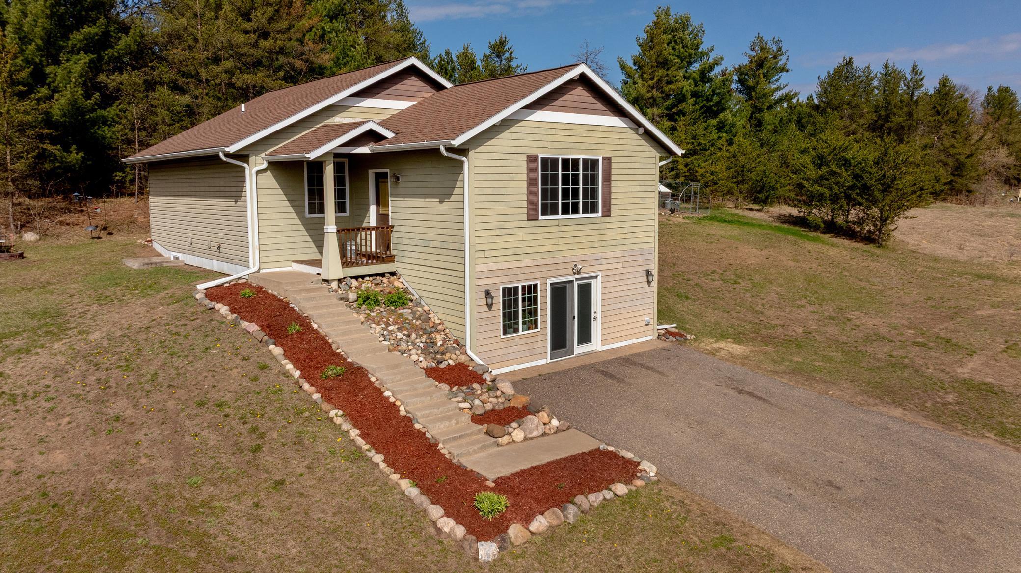Residential 7065343