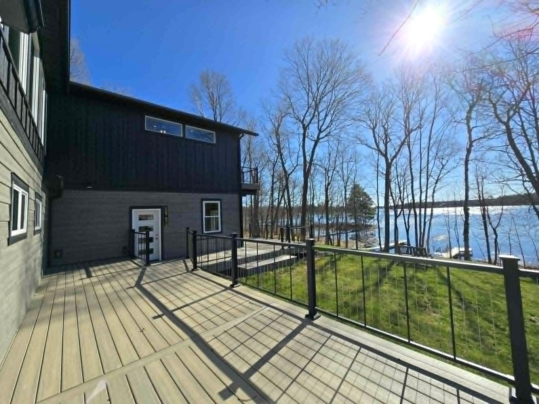 Lakehome 7066742