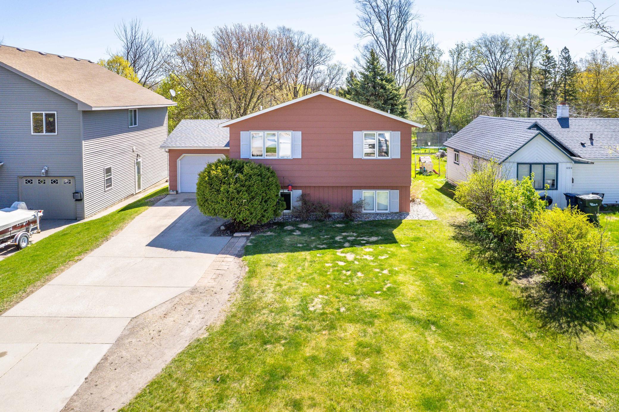 Residential 7066808