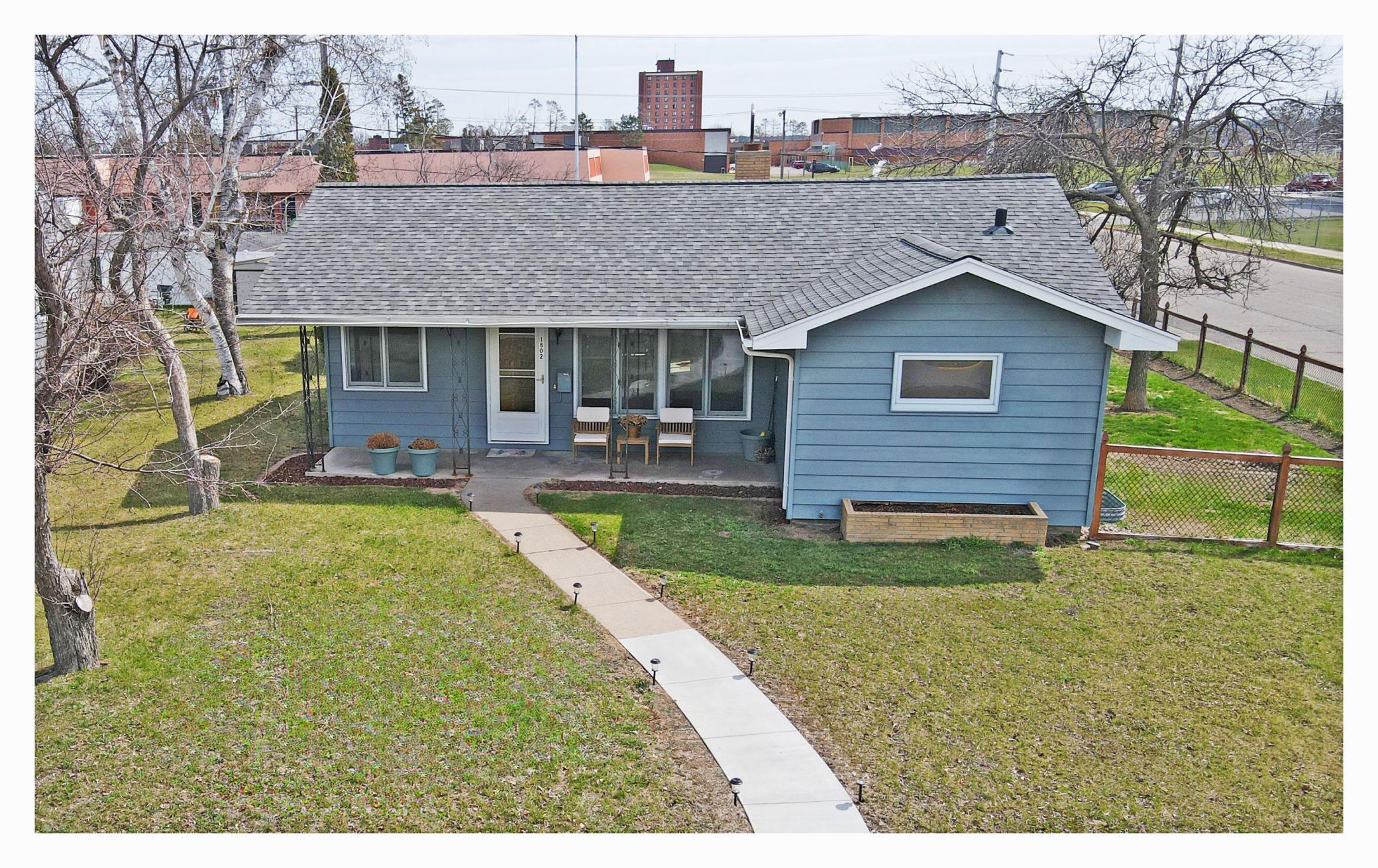 Residential 7069485