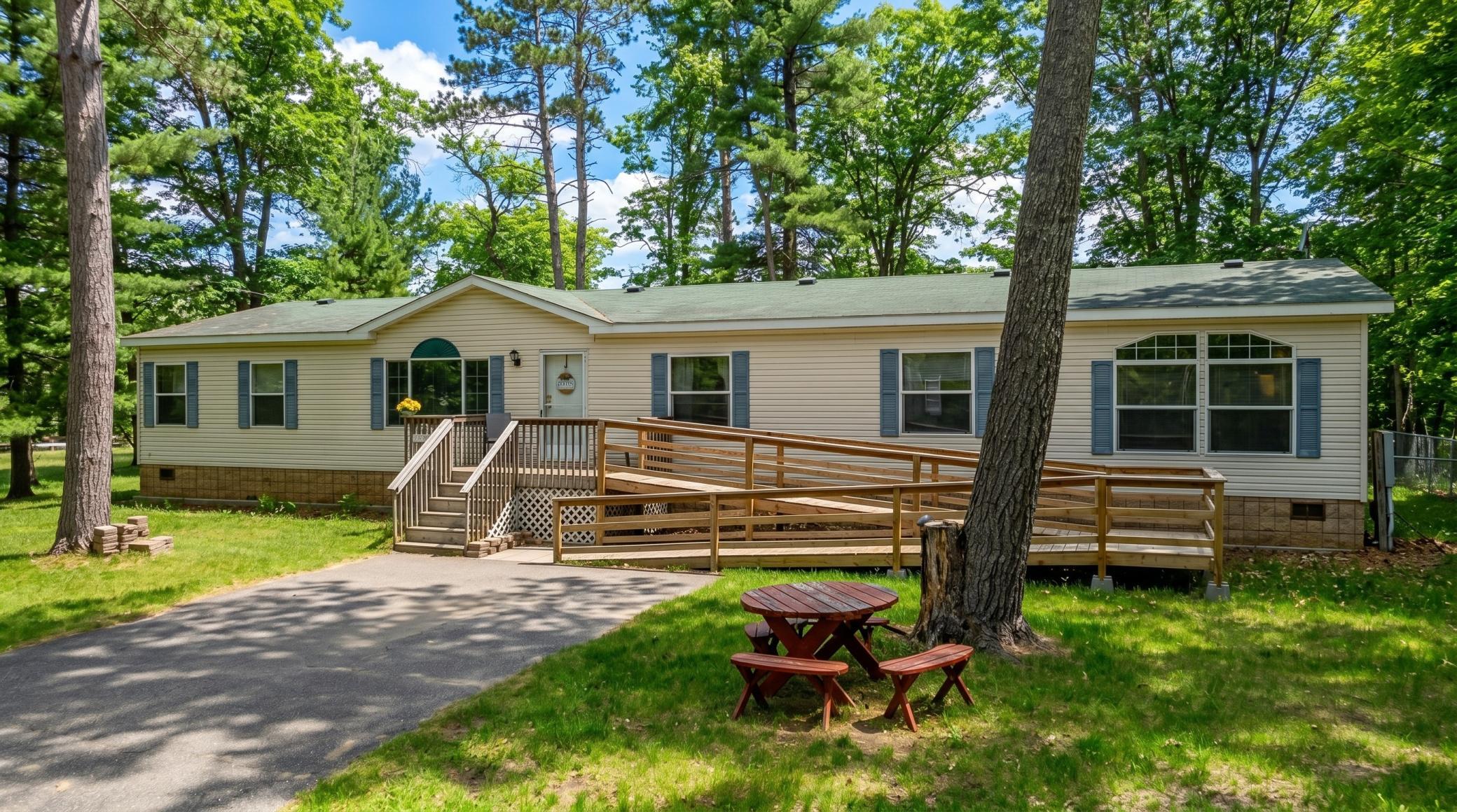 Lakehome 7070814