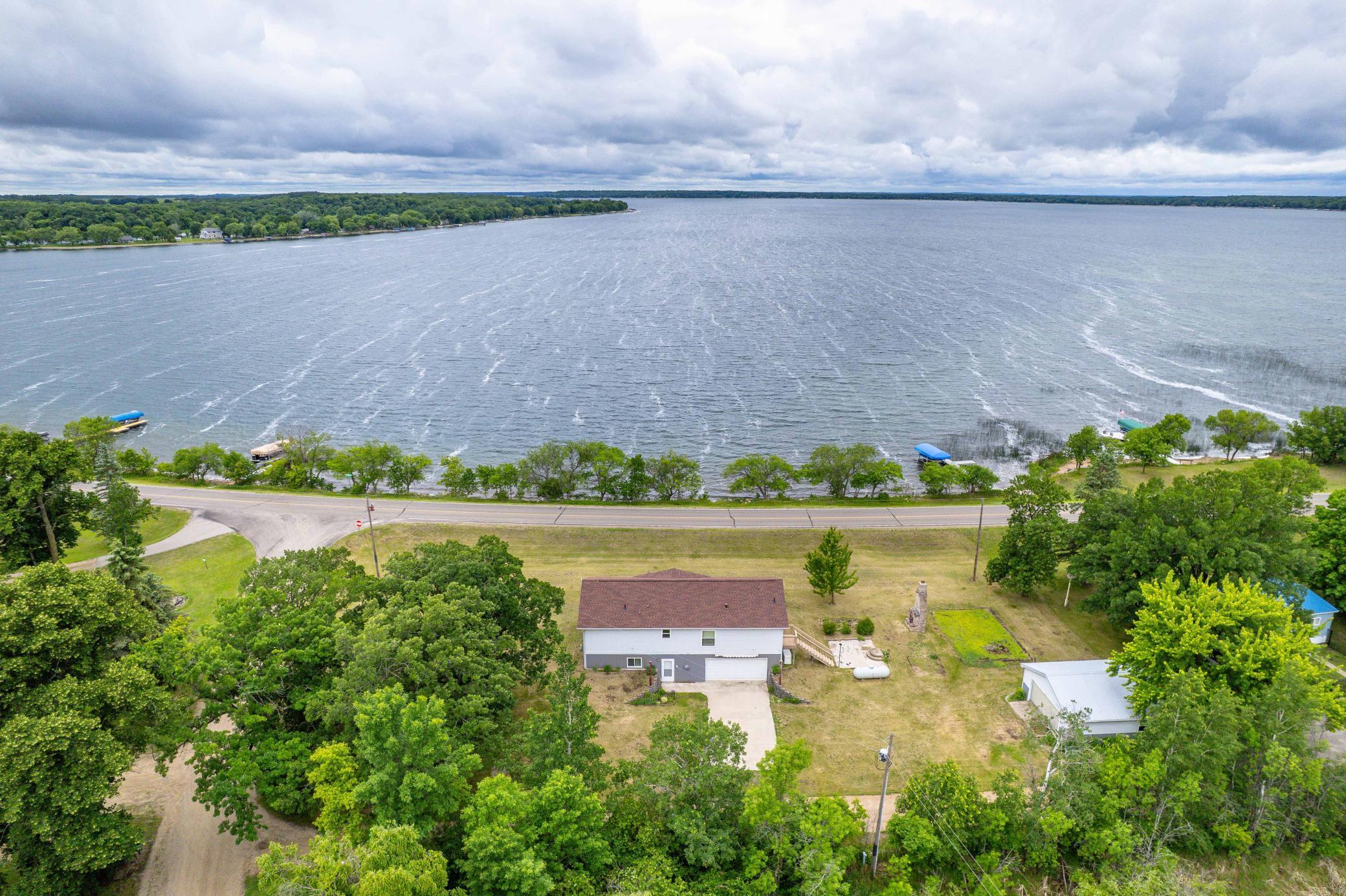 Lakehome 7071211