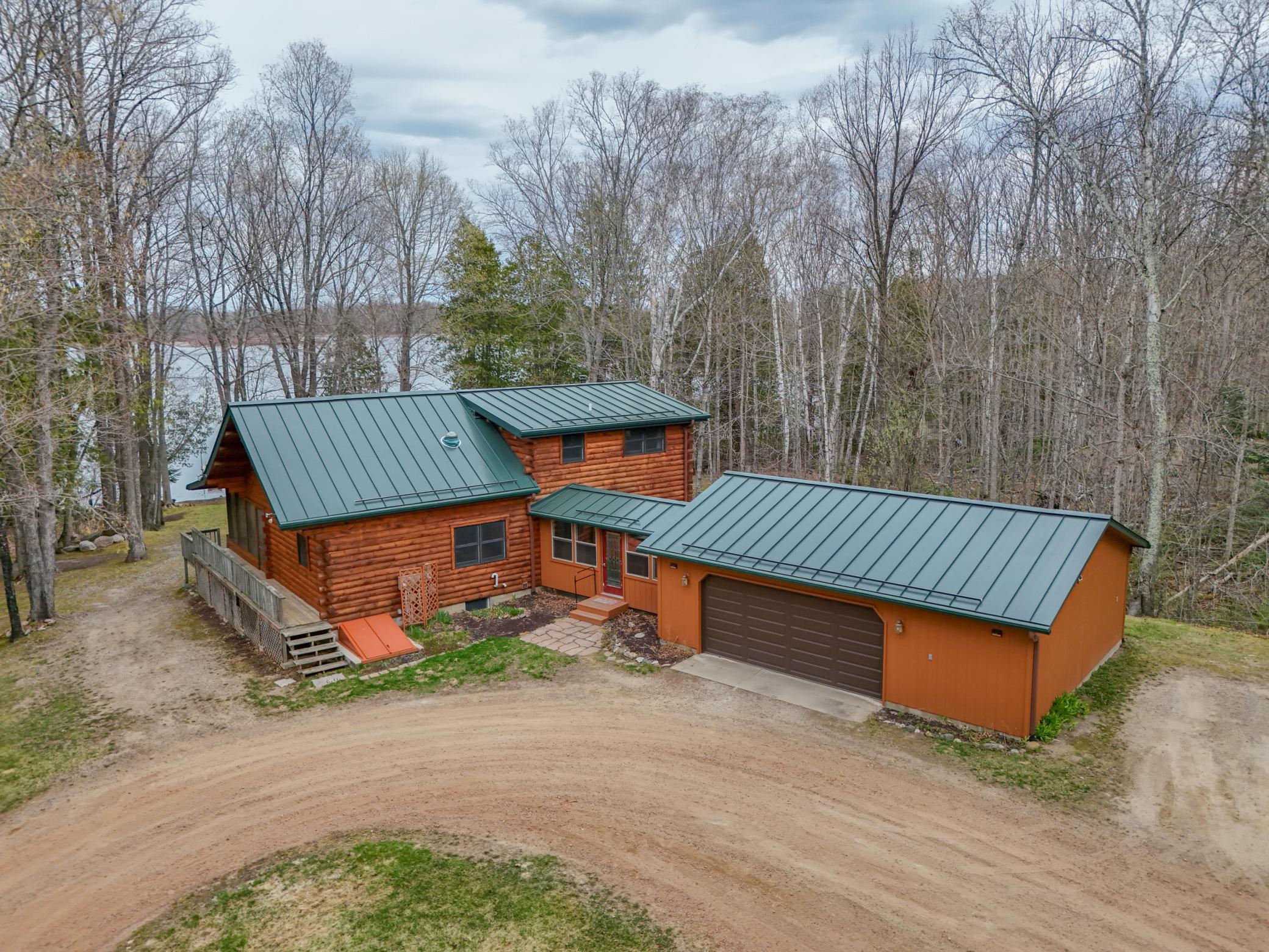 Lakehome 7071351