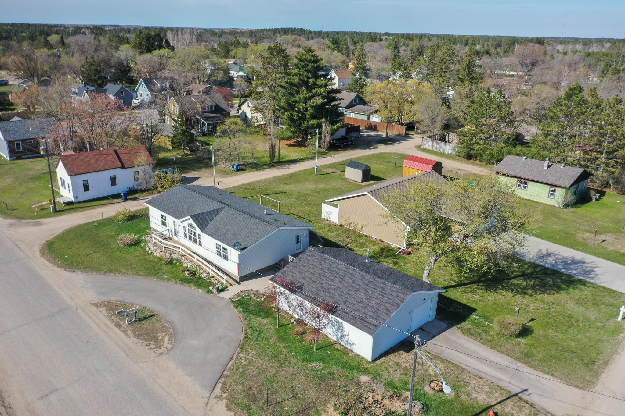 Residential 7072743